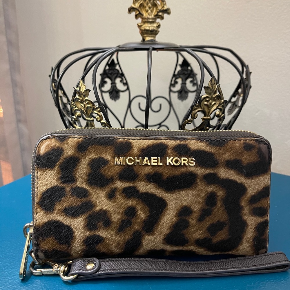 COPY - Michael Kors Wallet with wristlet option.